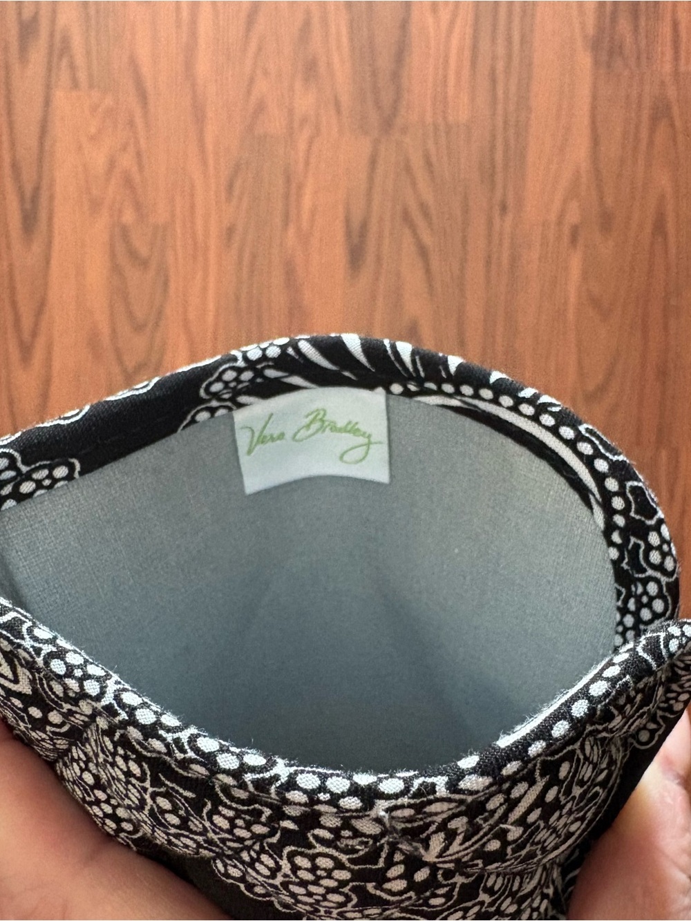 Vera Bradley curling iron or flat iron cover - Picture 3 of 4